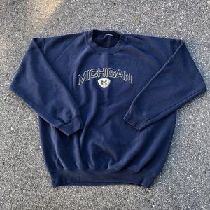 Vintage University of Michigan Crewneck Sweatshirt Embroidered Spell out Large